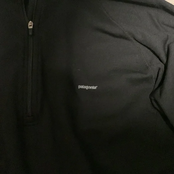 Patagonia Black Lightweight Thermal Quarterzip - Picture 2 of 2